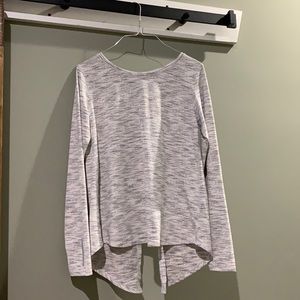 Women’s workout top